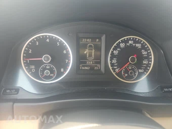 2016 Volkswagen Tiguan SE - miniatura 12