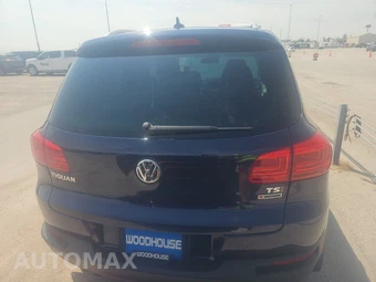 2016 Volkswagen Tiguan SE - miniatura 5