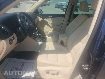 2016 Volkswagen Tiguan SE - miniatura 7
