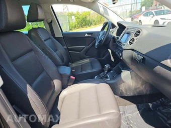 2016 Volkswagen Tiguan SE - miniatura 18