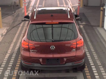 2016 Volkswagen Tiguan SE - miniatura 5