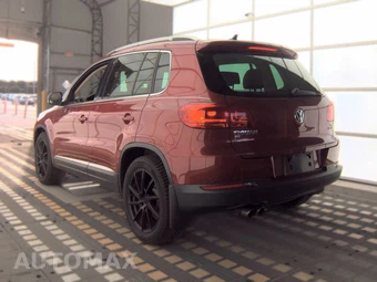 2016 Volkswagen Tiguan SE - miniatura 6