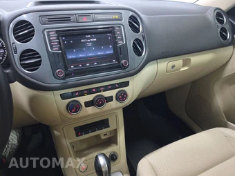 2016 Volkswagen Tiguan SE - miniatura 11