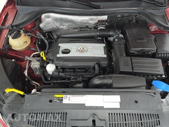 2016 Volkswagen Tiguan SE - miniatura 15