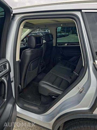 2016 Volkswagen Touareg TDI Executive - miniatura 14