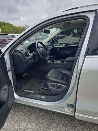 2016 Volkswagen Touareg TDI Executive - miniatura 7
