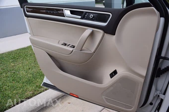 2016 Volkswagen Touareg TDI Lux - miniatura 100