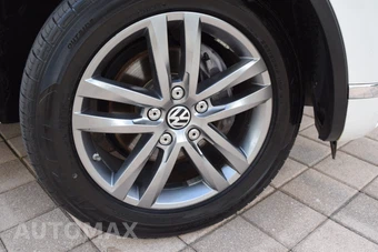 2016 Volkswagen Touareg TDI Lux - miniatura 126