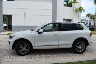 2016 Volkswagen Touareg TDI Lux - miniatura 3