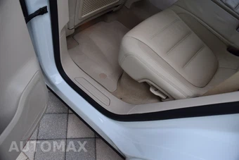 2016 Volkswagen Touareg TDI Lux - miniatura 60