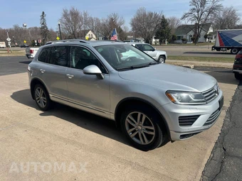 2016 Volkswagen Touareg V6 Lux - miniatura 3