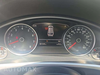 2016 Volkswagen Touareg V6 Lux - miniatura 9