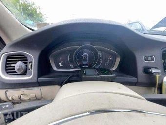 2016 Volvo S60 T5 Drive-E Premier - miniatura 11