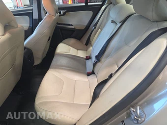 2016 Volvo S60 T5 Premier – miniatura 13