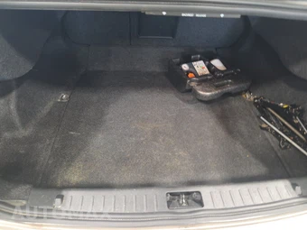 2016 Volvo S60 T5 Premier – miniatura 16