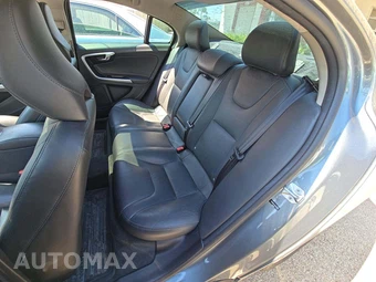 2016 Volvo S60 T5 Premier – miniatura 13
