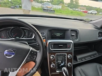 2016 Volvo S60 T5 Premier - miniatura 14