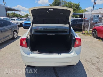 2016 Volvo S60 T5 – miniatura 7