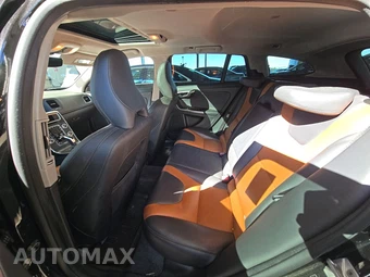 2016 Volvo V60 Cross Country T5 - miniatura 13