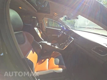 2016 Volvo V60 Cross Country T5 - miniatura 8