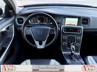 2016 Volvo V60 Cross Country T5 - miniatura 10