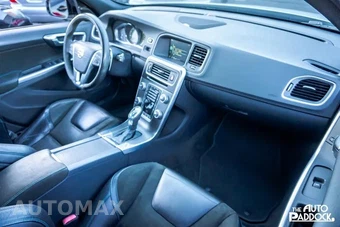 2016 Volvo V60 Polestar - miniatura 14