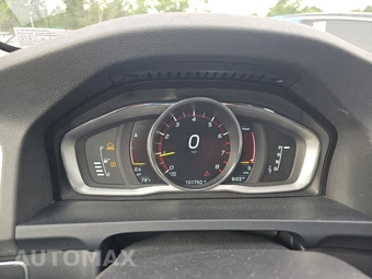 2016 Volvo V60 T5 Premier – miniatura 12