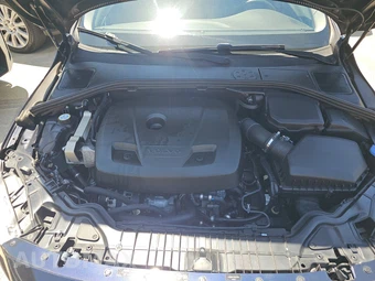 2016 Volvo V60 T5 Premier – miniatura 15