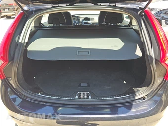 2016 Volvo V60 T5 Premier – miniatura 16
