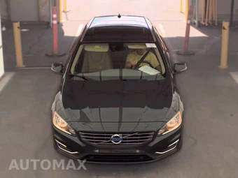 2016 Volvo V60 T5 Premier - miniatura 2