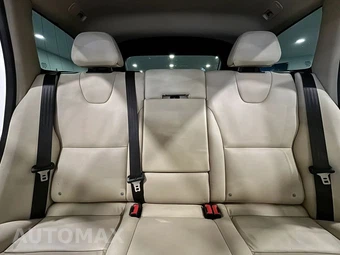 2016 Volvo XC60 T5 Platinum - miniatura 23