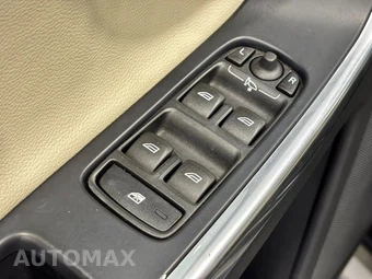 2016 Volvo XC60 T5 Platinum - miniatura 38