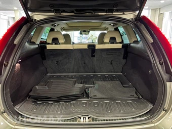 2016 Volvo XC60 T5 Platinum - miniatura 43