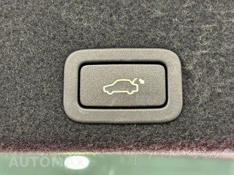 2016 Volvo XC60 T5 Platinum - miniatura 44