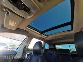 2016 Volvo XC60 T5 Premier – miniatura 12