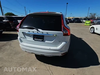 2016 Volvo XC60 T5 Premier – miniatura 4