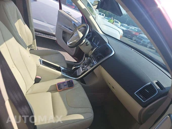 2016 Volvo XC60 T5 Premier – miniatura 17