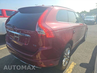 2016 Volvo XC60 T5 Premier – miniatura 3
