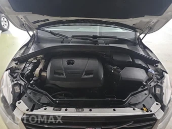 2016 Volvo XC60 T5 Premier - miniatura 12