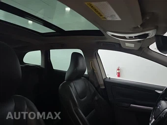 2016 Volvo XC60 T5 Premier - miniatura 20
