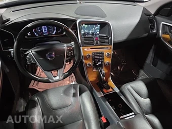 2016 Volvo XC60 T6 – miniatura 14