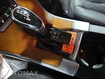 2016 Volvo XC60 T6 – miniatura 23