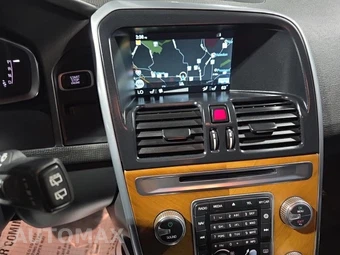 2016 Volvo XC60 T6 – miniatura 24