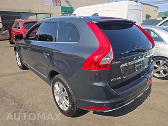 2016 Volvo XC60 T6 – miniatura 2