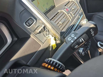 2016 Volvo XC60 T6 – miniatura 8