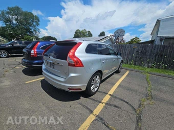 2016 Volvo XC60 T6 – miniatura 3