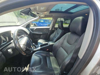 2016 Volvo XC60 T6 – miniatura 6