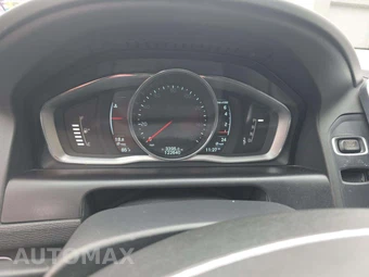 2016 Volvo XC60 T6 - miniatura 6