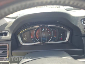 2016 Volvo XC70 T5 Premier – miniatura 12
