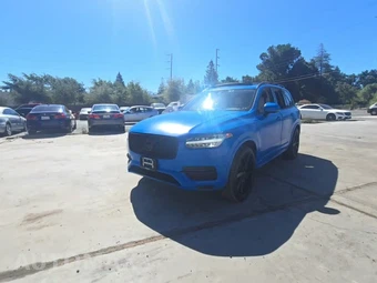 2016 Volvo XC90 Plug-In Hybrid T8 Momentum